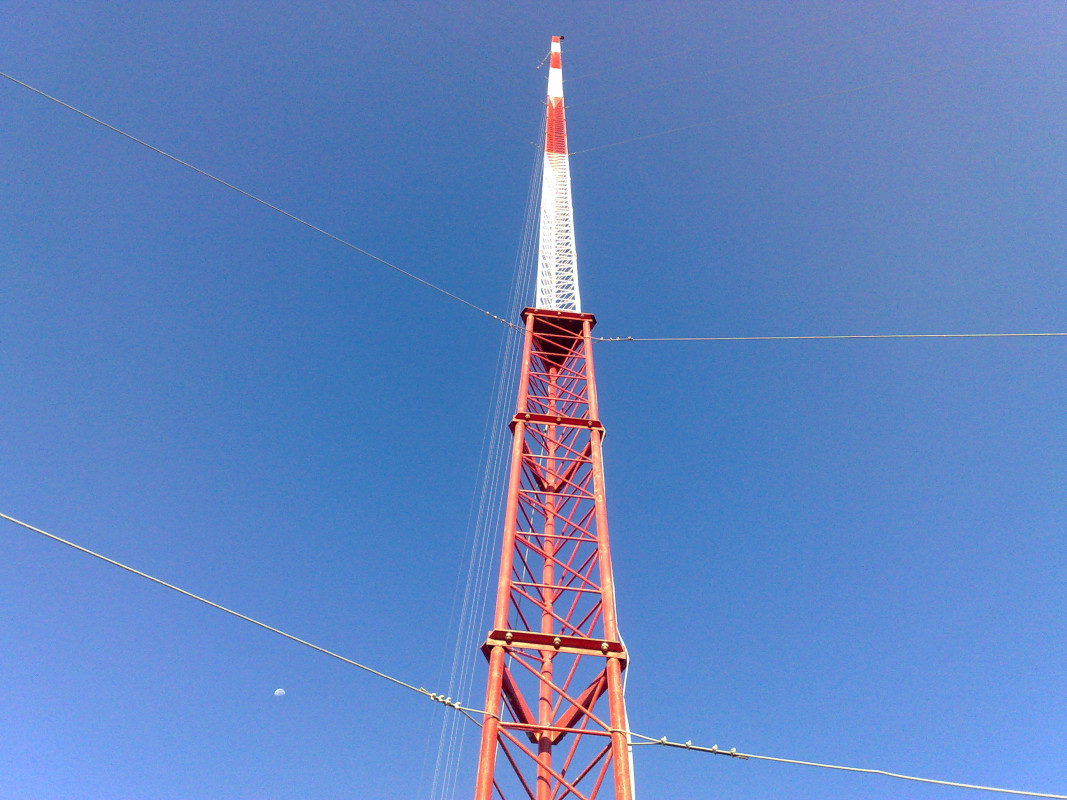 100 M Tower built by BECIL for AIR FM Station in Mathura. Video taken through DRONE