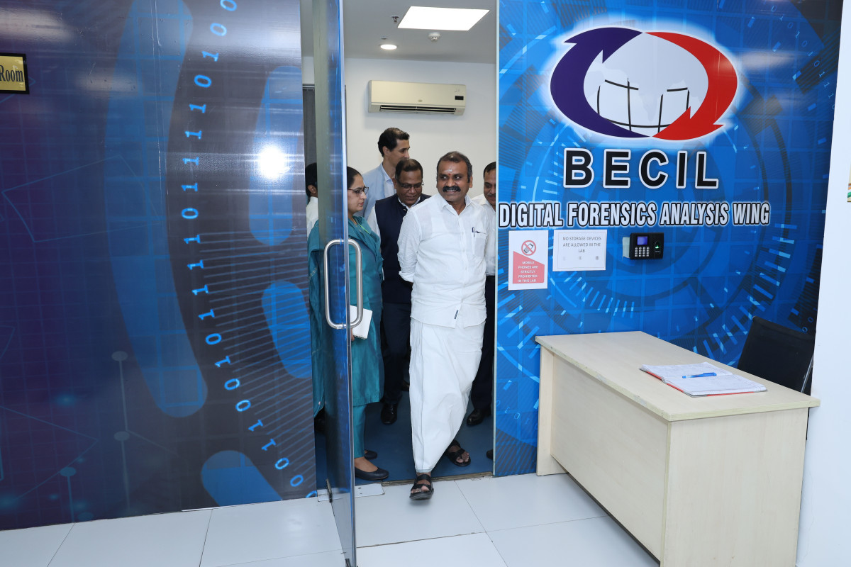 Dr  L Murugan, Minister of State for Information &